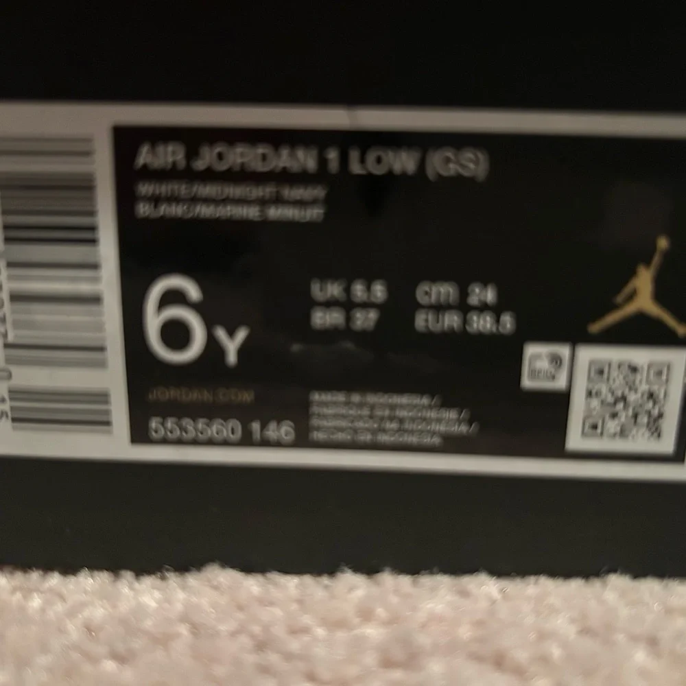 Nike Kids Air Jordan 1 Low White, Gray and Navy Size 6 kids - Picture 5 of 7